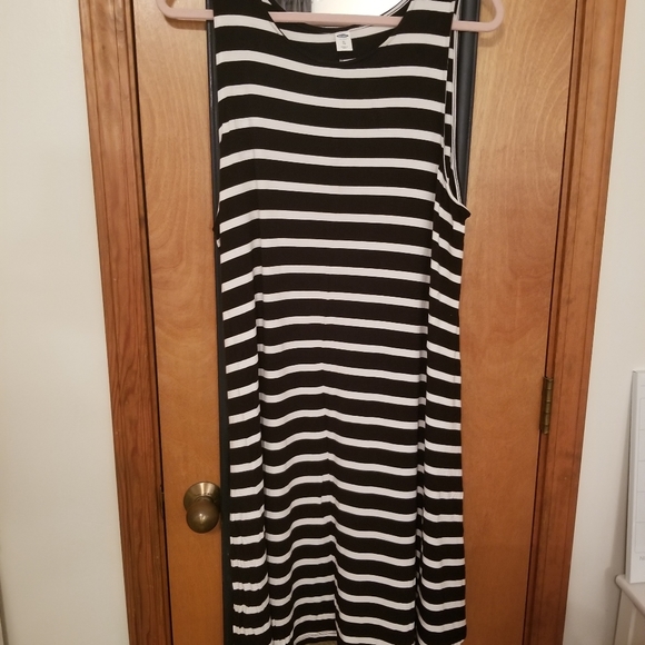 Old Navy Dresses & Skirts - Old Navy swing dress